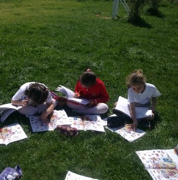 A lesson in the garden with 2nd Grade Pupils