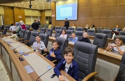 KENT KONSEYİ'NDE "UMUTLU YARINLAR" BULUŞMASI