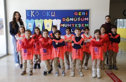 3 MARTLI ÖĞRENCİLERİNDEN GERİ DÖNÜŞÜMLE EĞLENCELİ OYUNLAR