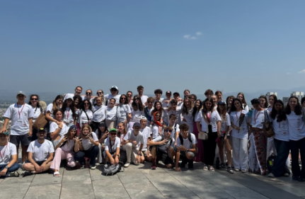 ÖNYARGILARI TAKİP ETME, ÇEŞİTLİLİĞİ TAKİP ET  UNFOLLOW BIAS, FOLLOW DIVERSITY!