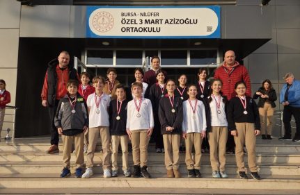 3 MART AZİZOĞLU ORTAOKULU'NDA CUMHURİYET KUPASI HEYECANI