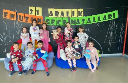 PİJAMALARLA ZAMAN YOLCULUĞU