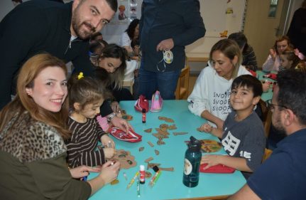 OKULUMUZDA GELENEKSEL ''OKULUMDA AİLEMLE!'' ETKİNLİĞİ