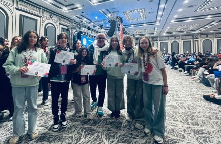 3 MART AZİZOĞLU ORTAOKULU DI TAKIMLARINDAN BÜYÜK BAŞARI