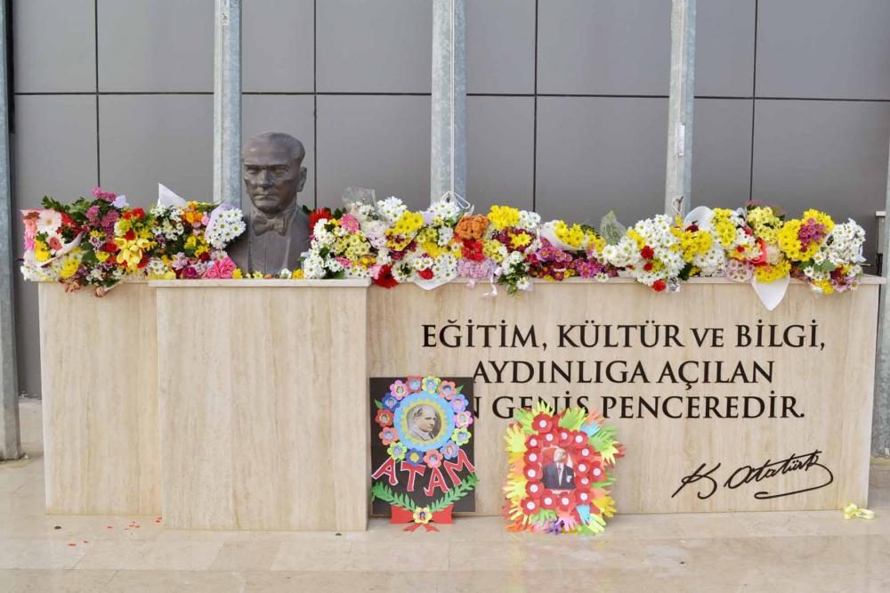 ATATÜRK’Ü ANMAK VE ANLAMAK