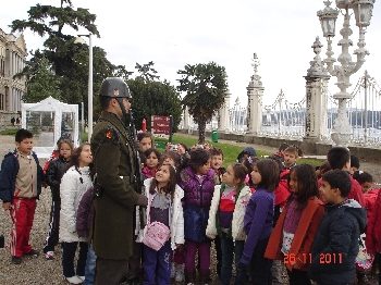 2. SINIF ÖĞRENCİ VE ÖĞRETMENLERİMİZ İSTANBUL?U FETHETTİ